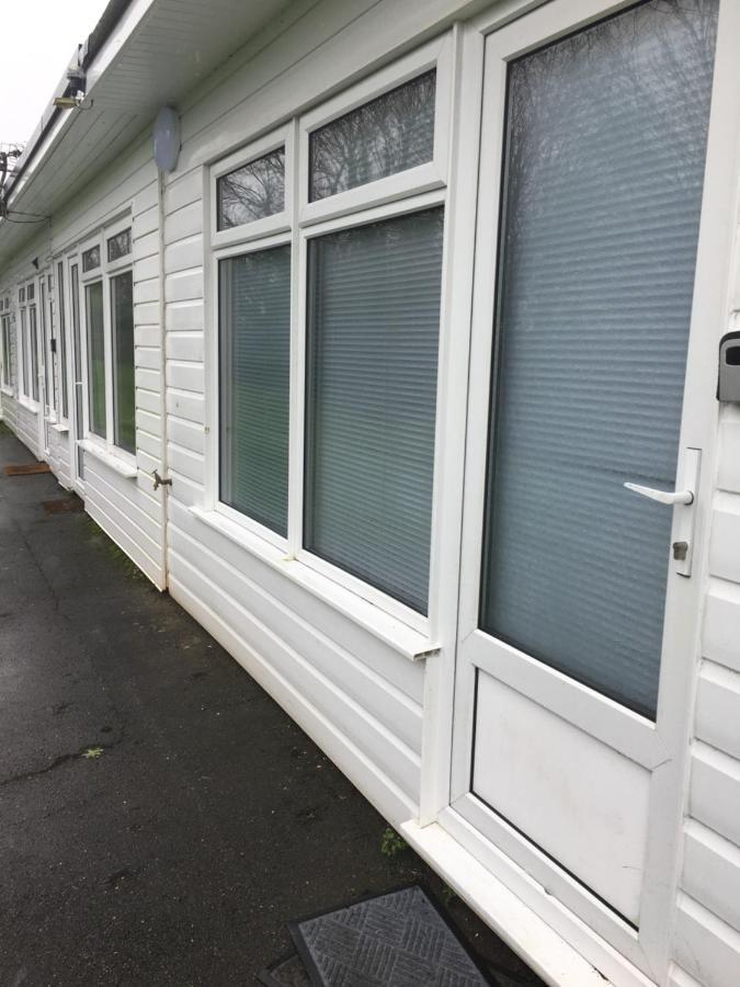 Adventure Cabin Dartmouth Exterior foto